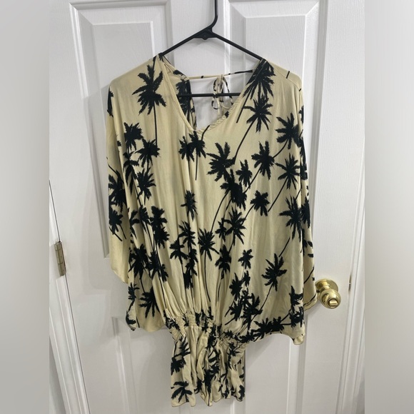 Ava Sky Black and Cream Palm Print Swim Coverup - Picture 2 of 3